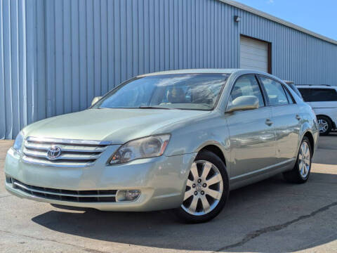 2005 Toyota Avalon XLS