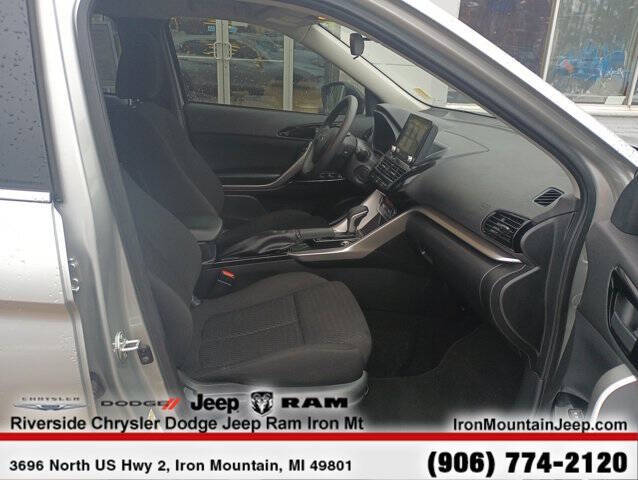 2024 Mitsubishi Eclipse Cross LE