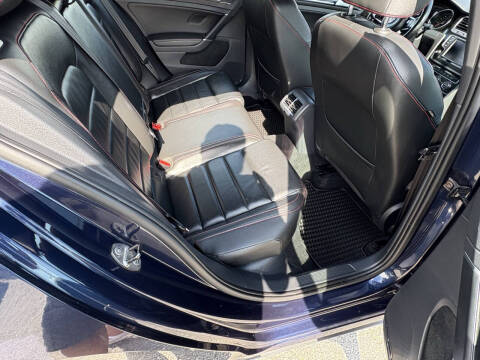 2016 Volkswagen Golf GTI SE