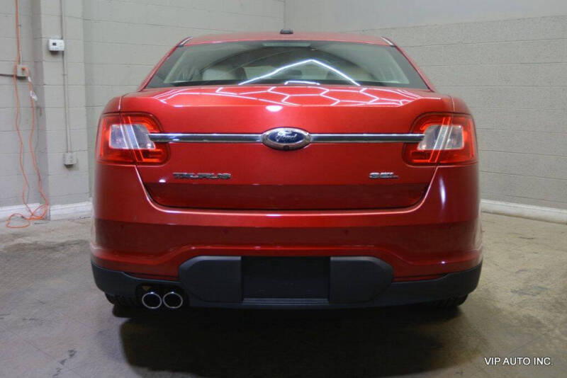 2011 Ford Taurus SEL