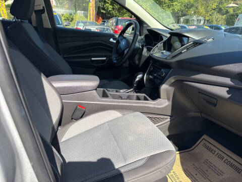 2019 Ford Escape SE
