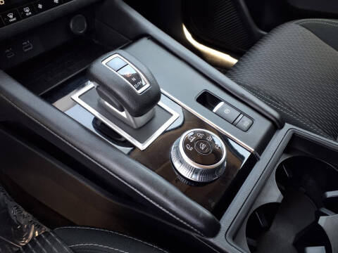 2024 Mitsubishi Outlander ES