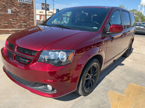 2020 Dodge Grand Caravan for sale at Tiger Auto Sales in Guymon OK