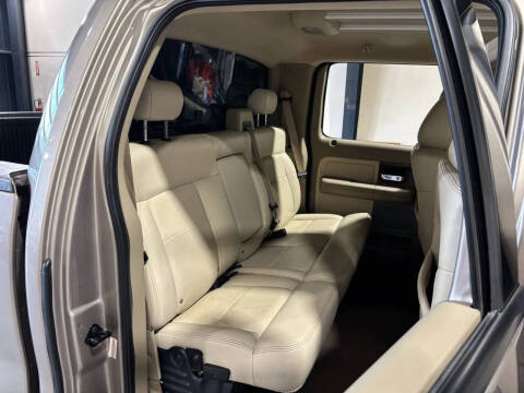 2004 Ford F-150 Lariat