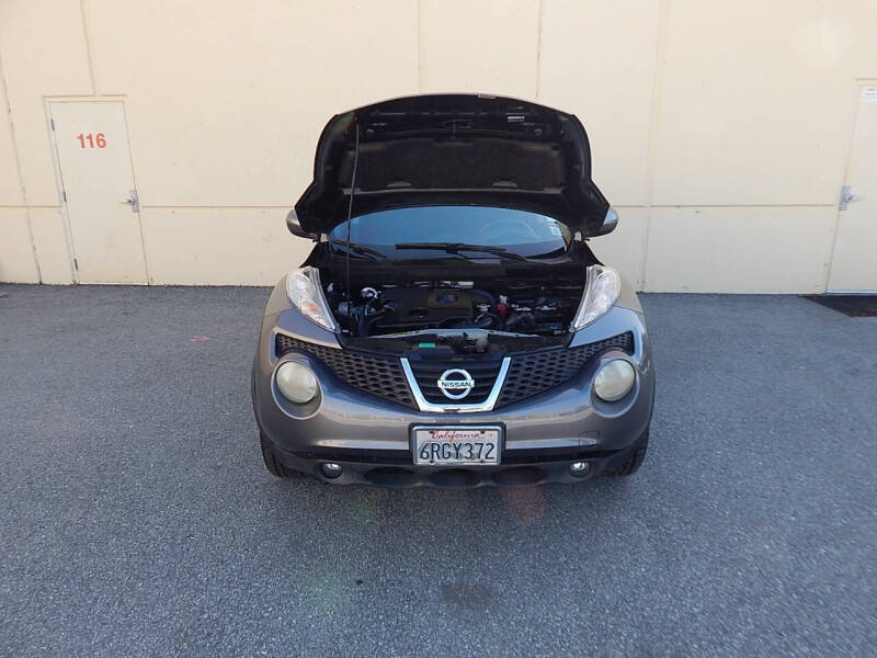2011 Nissan JUKE SV