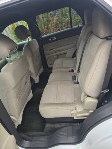 2013 Ford Explorer