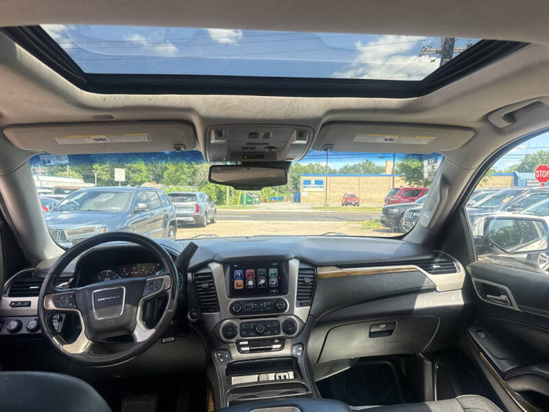 2017 GMC Yukon Denali