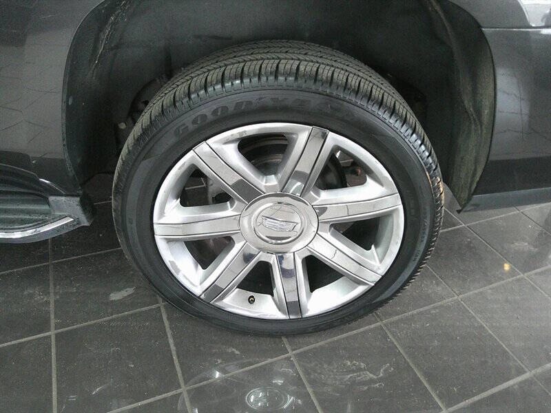 2018 Cadillac Escalade Luxury