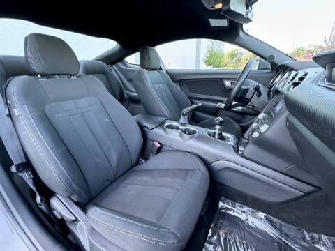 2019 Ford Mustang EcoBoost