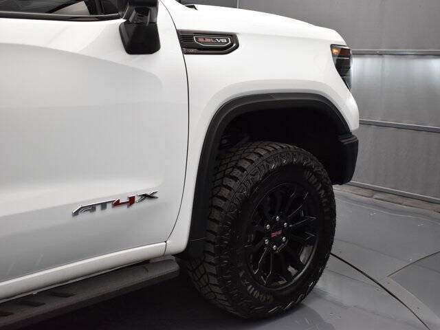 2023 GMC Sierra 1500 AT4X