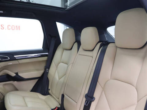 2018 Porsche Cayenne Platinum Edition