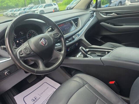 2021 Buick Enclave Essence