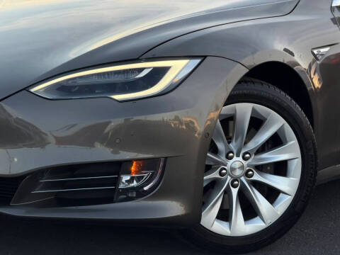 2016 Tesla Model S