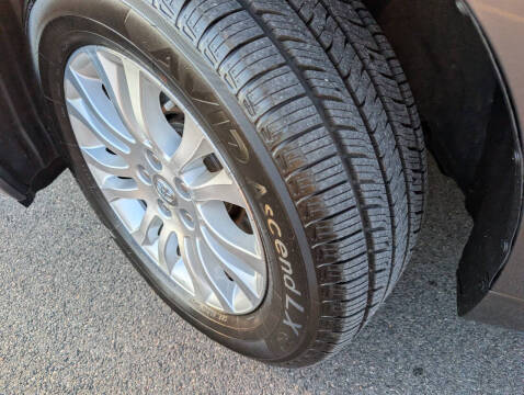 2017 Toyota Sienna XLE 8-Passenger