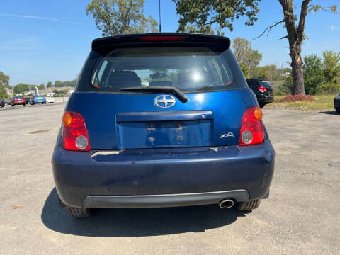 2005 Scion xA