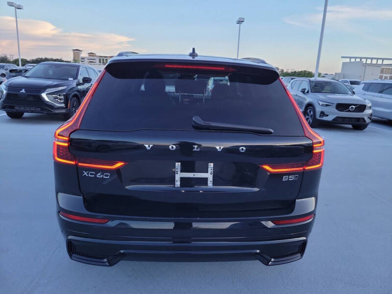 2026 Volvo XC60 B5 Core