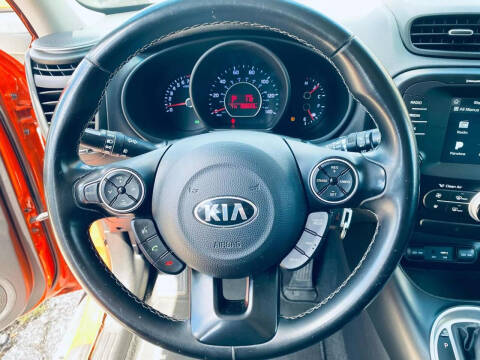 2019 Kia Soul +
