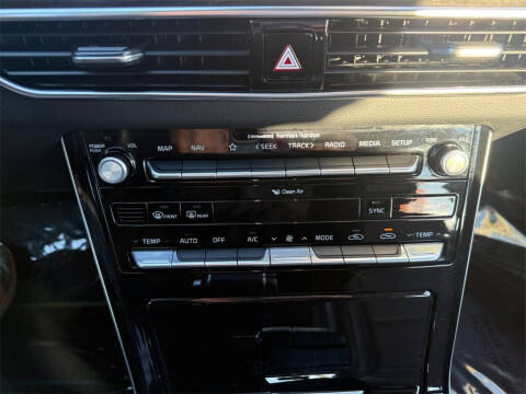 2020 Kia Cadenza Limited