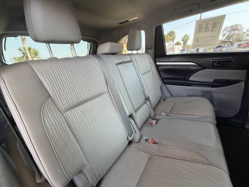 2015 Toyota Highlander LE Plus
