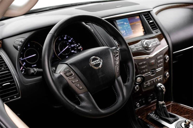 2017 Nissan Armada Platinum