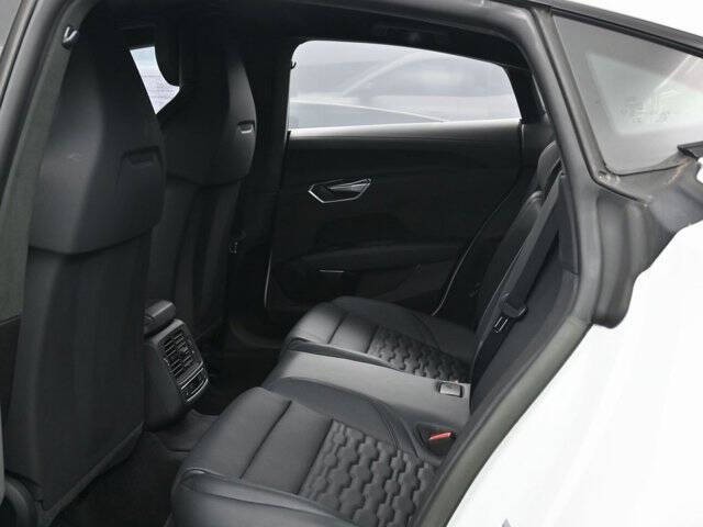 2023 Audi RS e-tron GT quattro