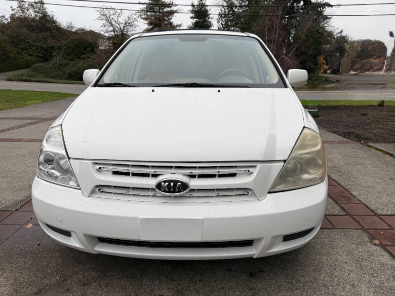 2008 Kia Sedona LX