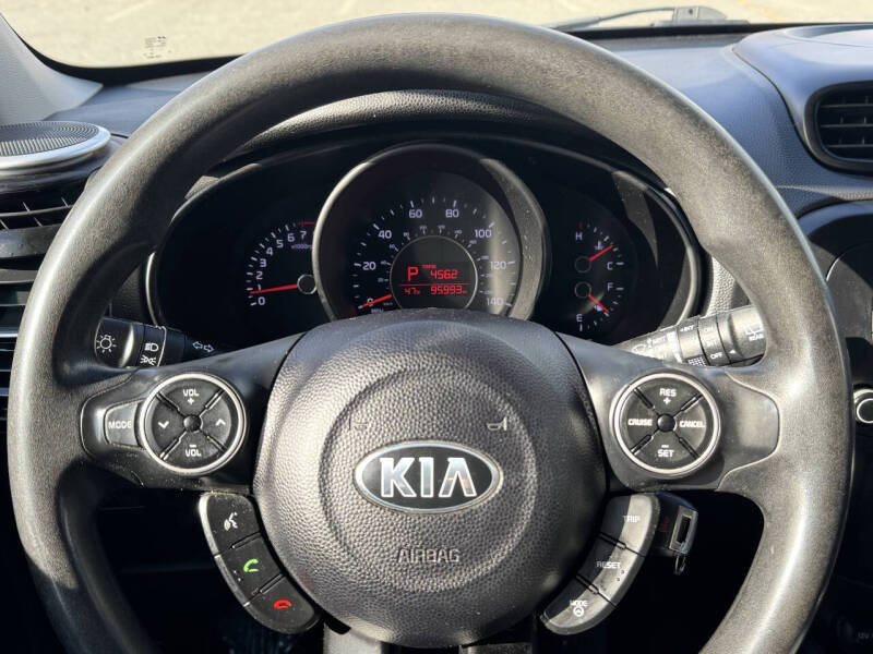 2015 Kia Soul +