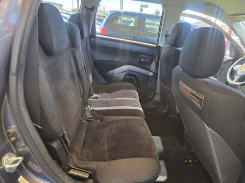 2010 Mitsubishi Outlander ES