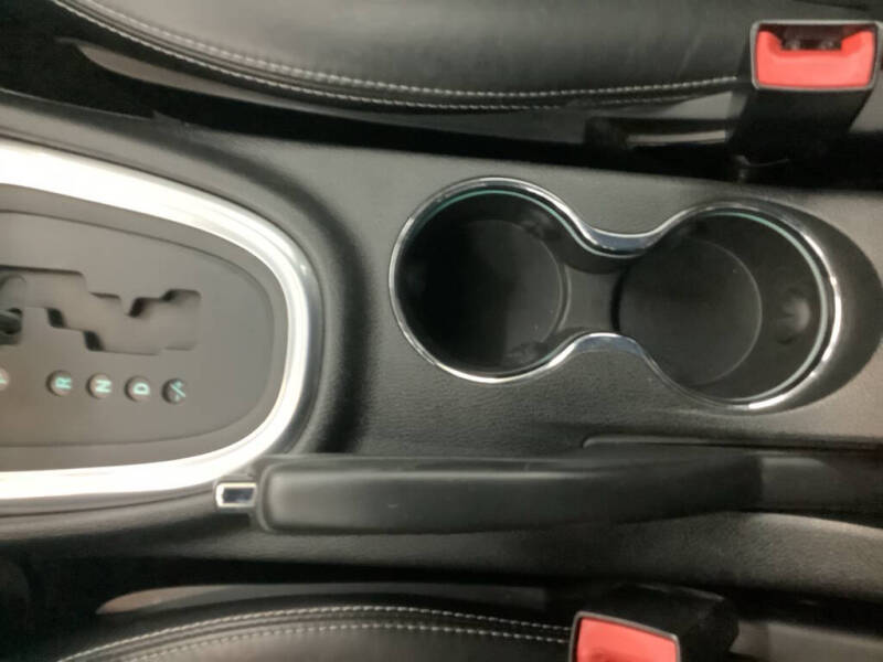 2013 Chrysler 200 Limited