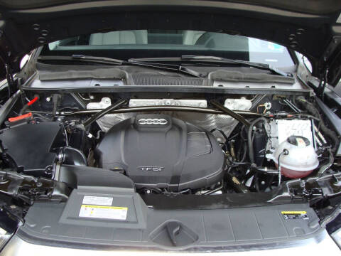 2020 Audi Q5 quattro Premium Plus 45 TFSI