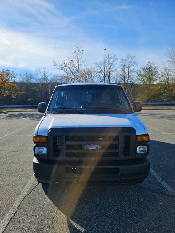 2011 Ford E-Series E-350 SD