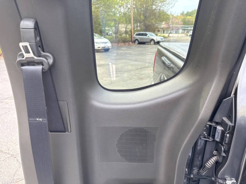 2021 Nissan Frontier
