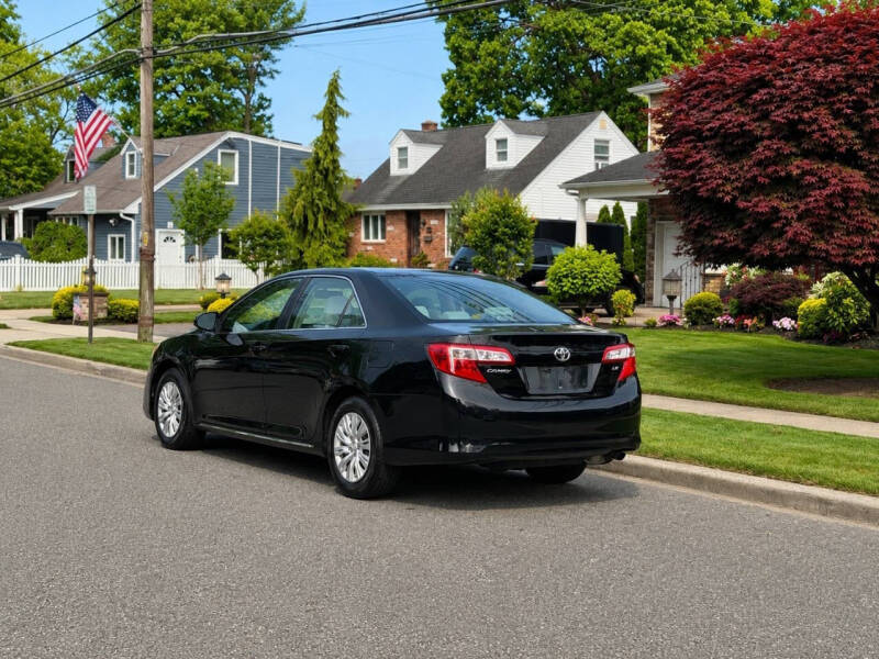 2012 Toyota Camry LE