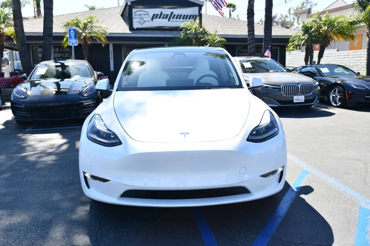 White 2022 Tesla Model Y Performance AWD Performance 4dr Crossover 2