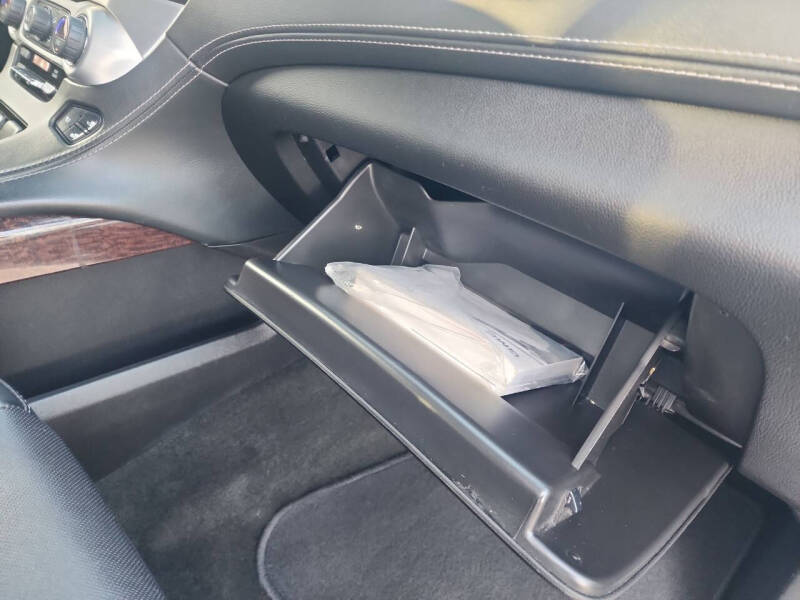 2017 GMC Yukon XL SLT