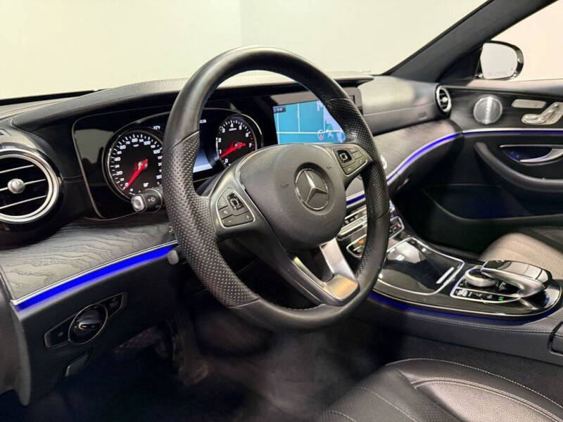 2017 Mercedes-Benz E-Class E 300 4MATIC