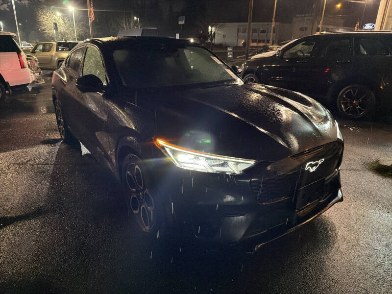 2022 Ford Mustang Mach-E GT