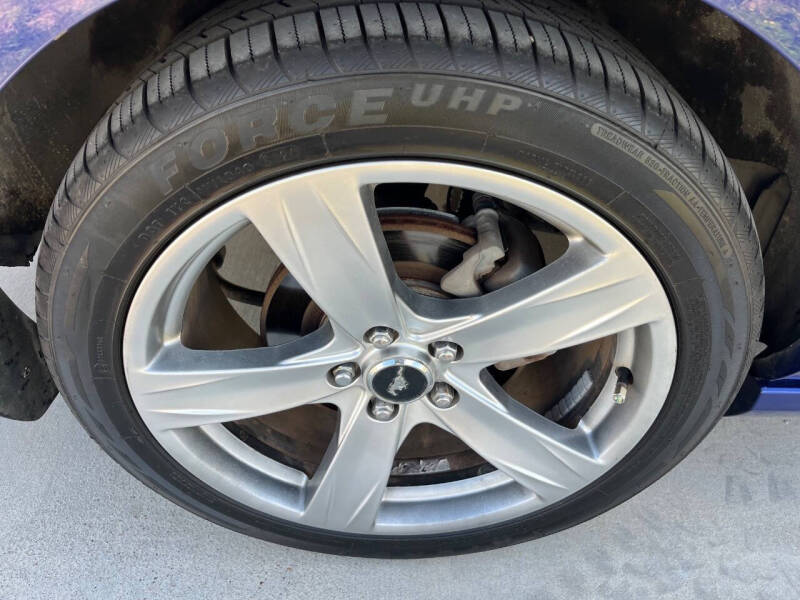 2013 Ford Mustang GT Premium