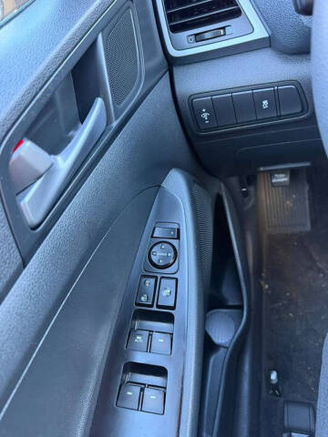 2016 Hyundai Tucson SE