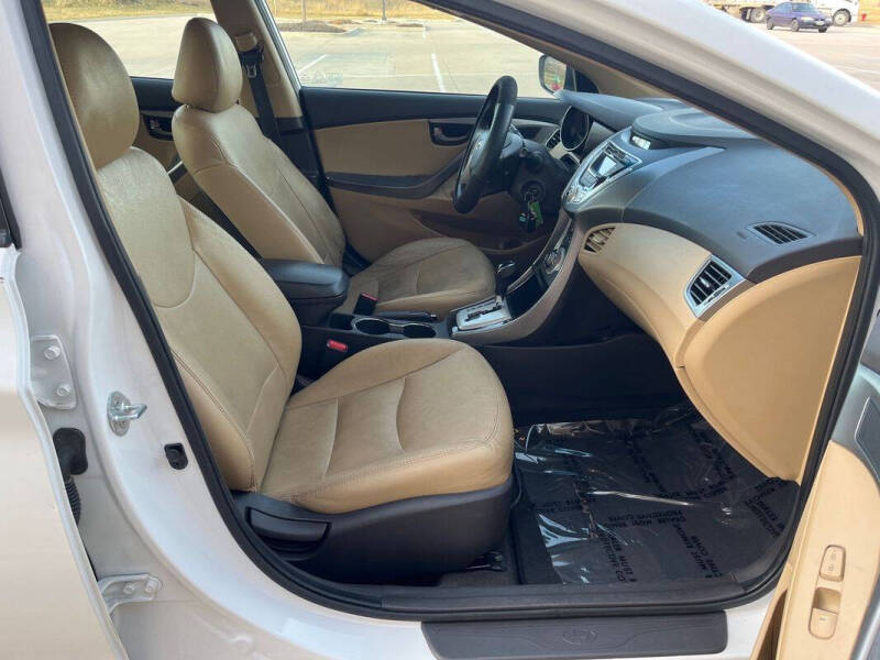 2012 Hyundai Elantra Limited