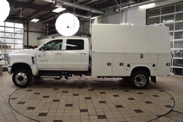 2025 Chevrolet Silverado 5500HD