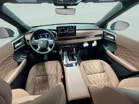 2026 Mitsubishi Outlander PHEV SEL