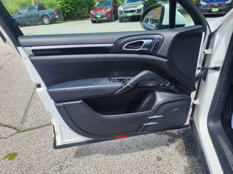 2014 Porsche Cayenne Platinum