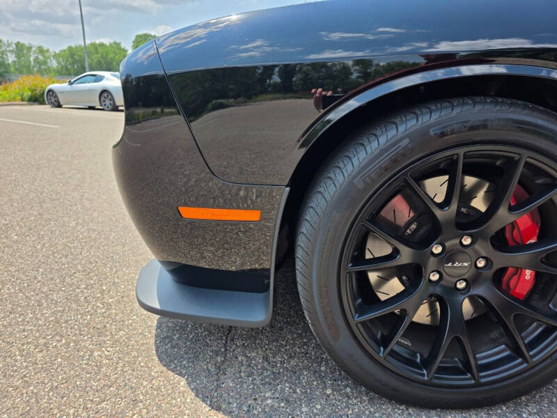 2016 Dodge Challenger SRT Hellcat