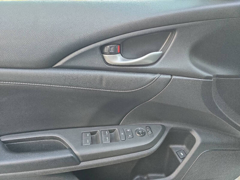 2019 Honda Insight Touring