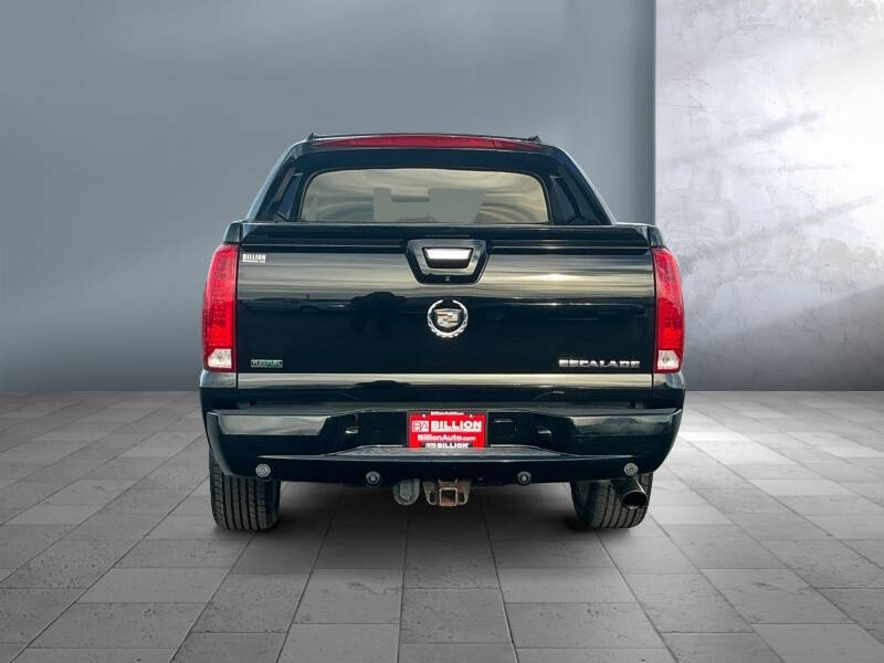 2011 Cadillac Escalade EXT Premium