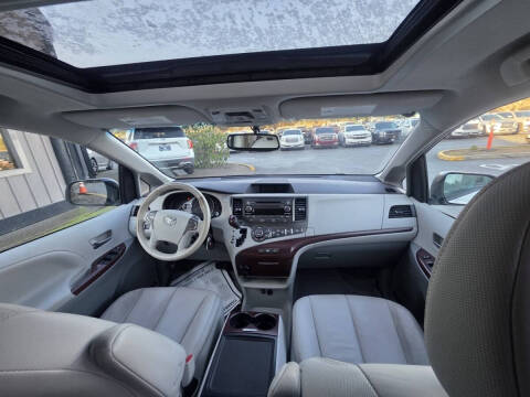 2013 Toyota Sienna