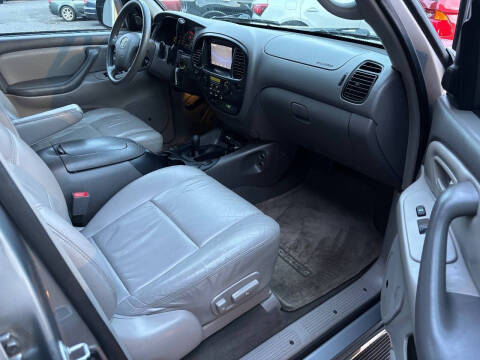 2003 Toyota Sequoia SR5