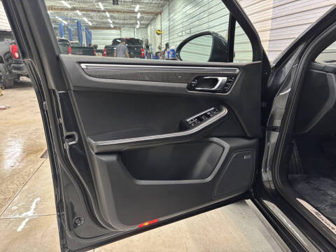 2018 Porsche Macan GTS