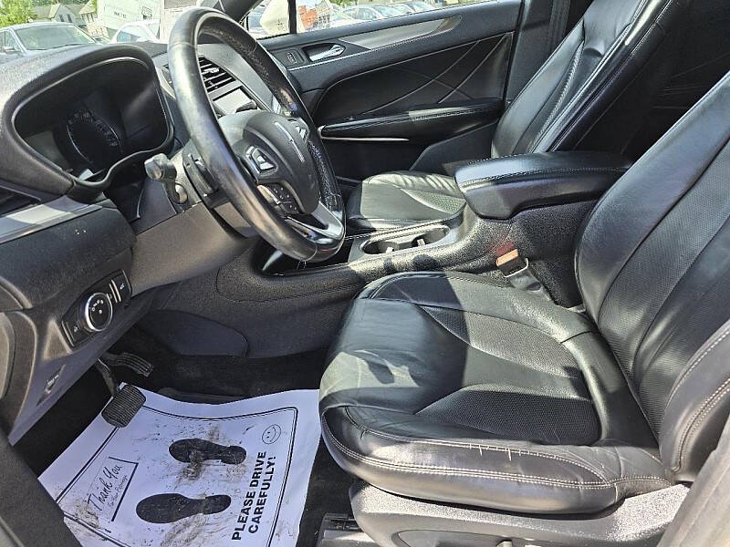 2016 Lincoln MKC Select